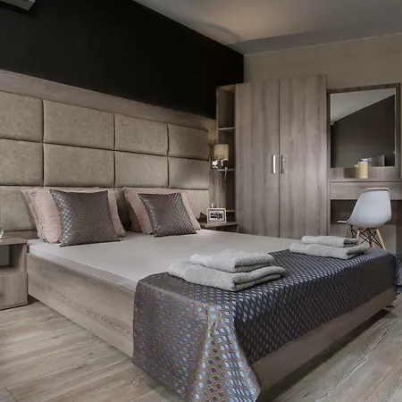 Niki Beach Apartmanhotel