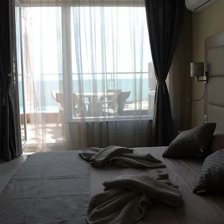 Niki Beach